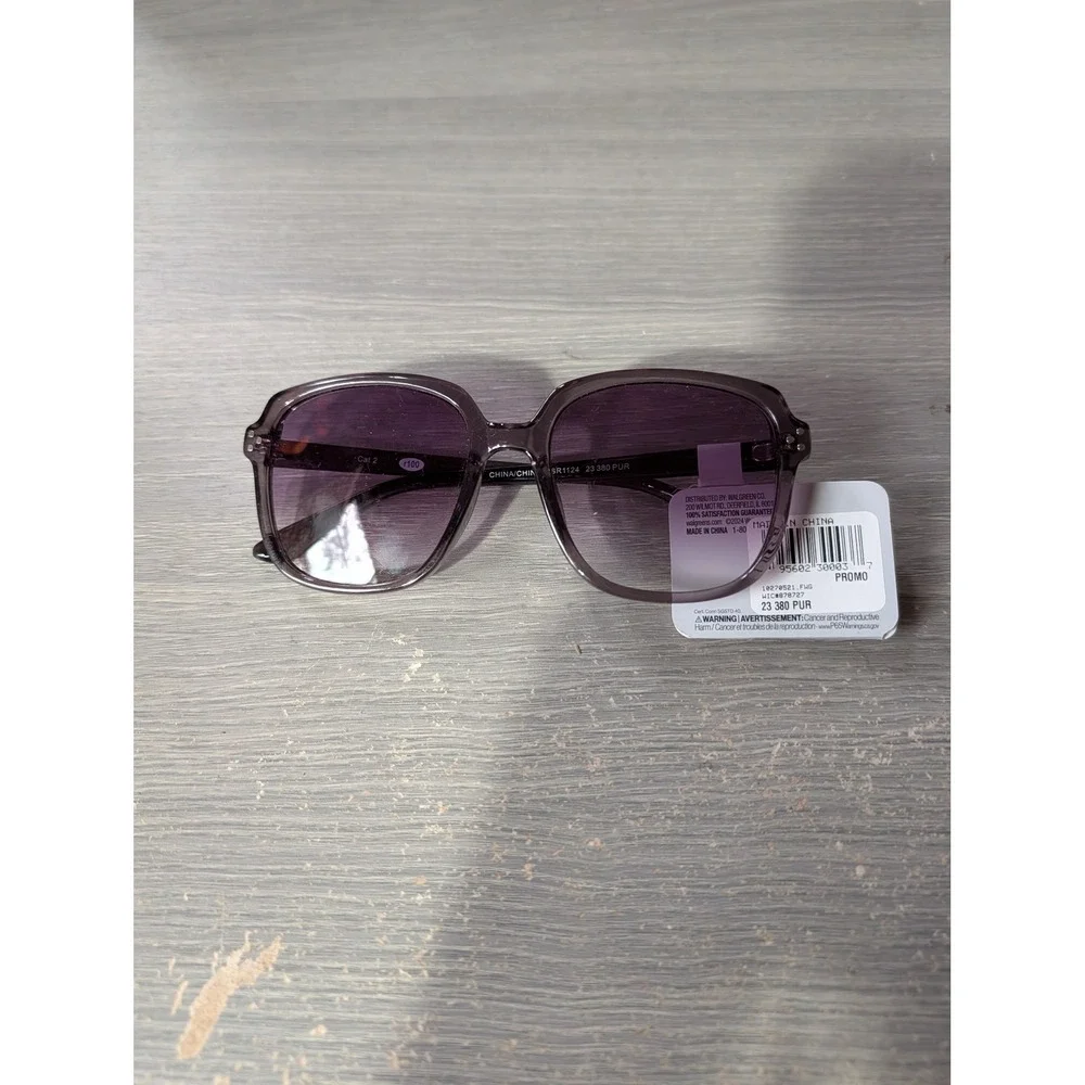 West Loop Womens Square Purple Translucent Gradient Sunglasses SR1124 23 380 PUR